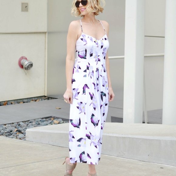 NWOT Banana Republic Light Floral Pattern - Size 4 - Picture 3 of 11